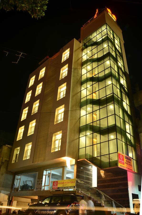 Hotel Sri Sri Executive, Kolhapur Exterior foto